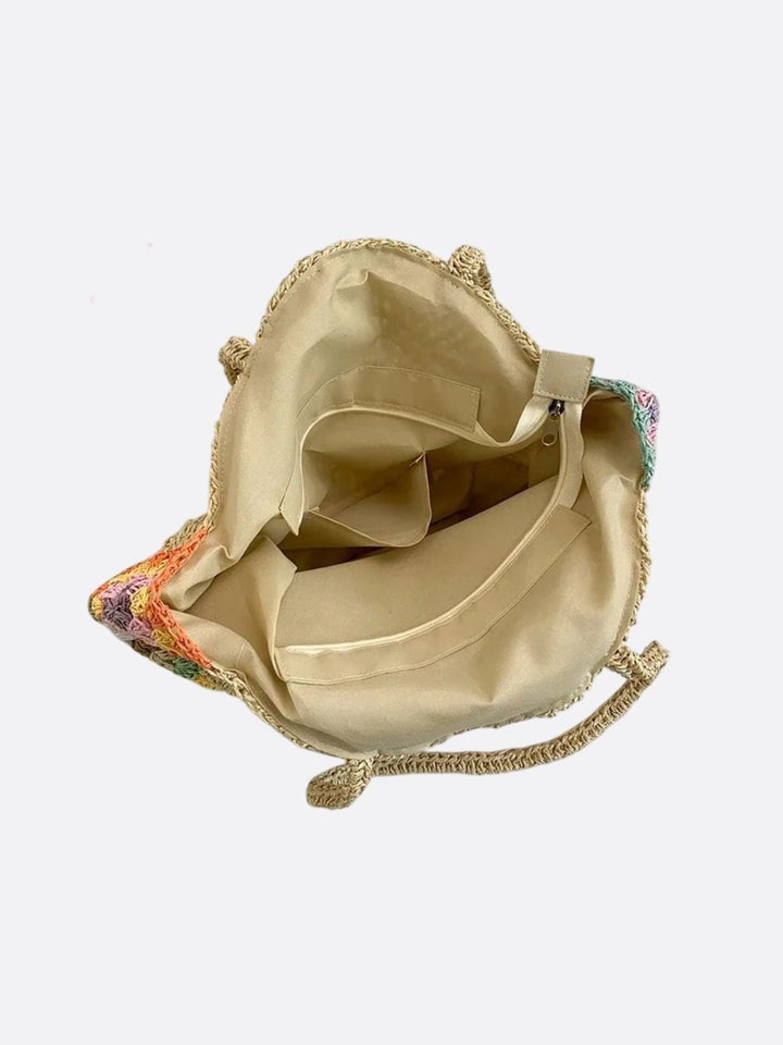 Round straw and crochet bag